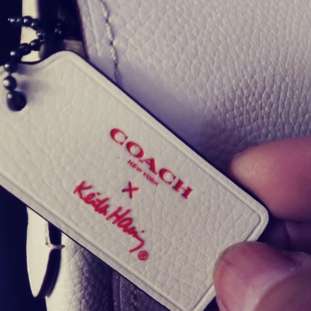 Purse - Picture 3 of 4